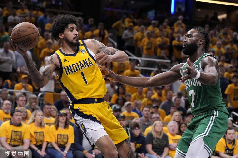 的锋线球员 的锋线球员