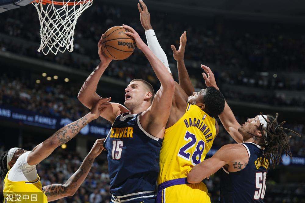 修斯轰超级 修斯轰超级